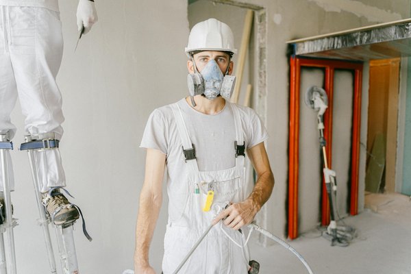 Guide Ultime des Systèmes de Filtration de Piscines : Conseils d'Experts et Évaluations Indispensables